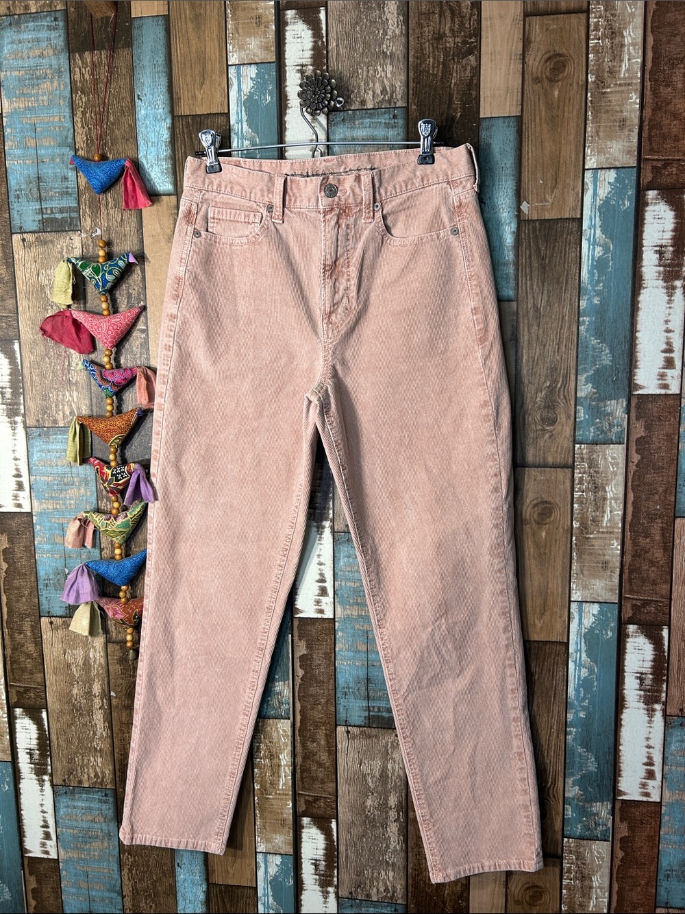 American Eagle Outfitters Pink Corduroy Ankle Jeans
